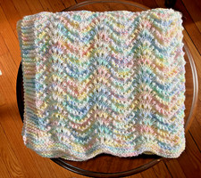 CRIB-SIZE HAND-KNIT SOFT BABY AFGHAN/BLANKET, UNISEX PASTEL BLEND, ACRYLIC