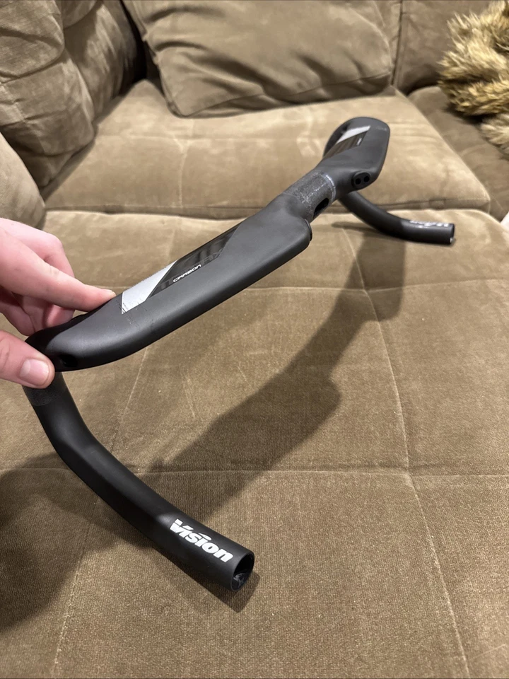 Manillar FSA Vision Trimax Carbon Aero Bar Flat Top, 31,8 mm/410 mm Foto 2 de 2