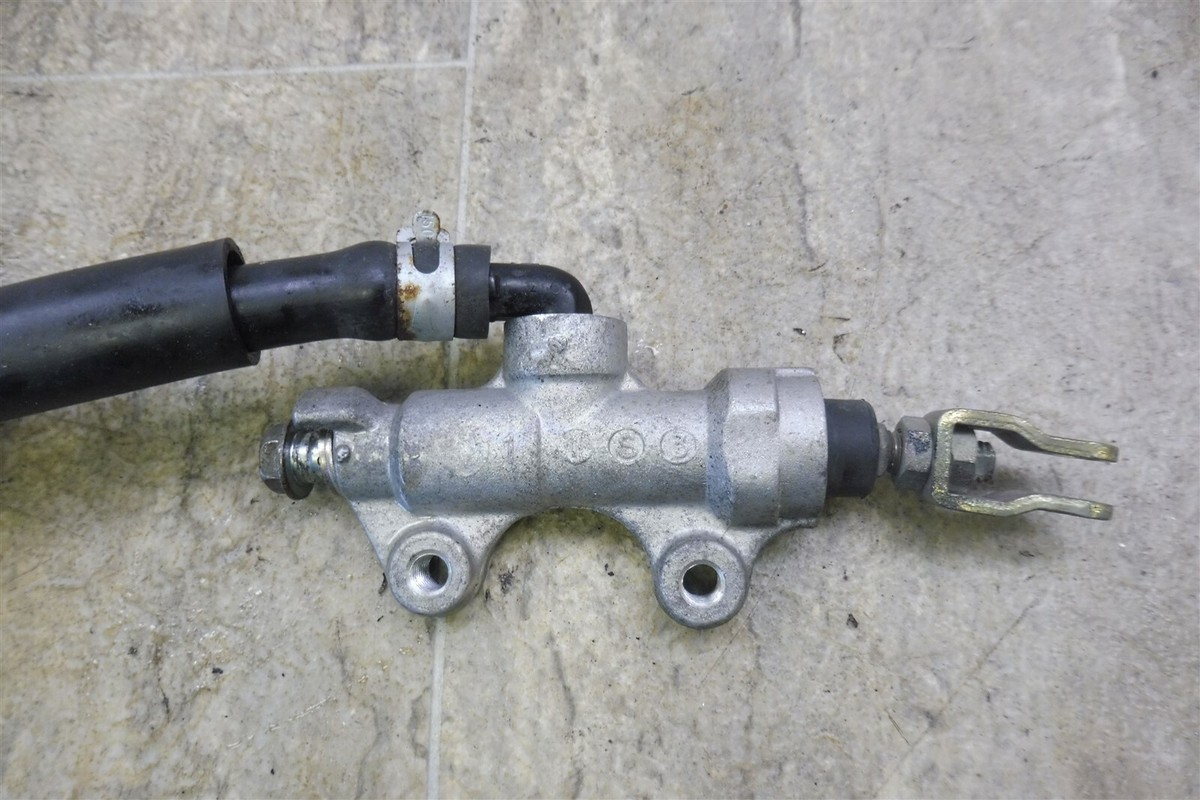 1992 Kawasaki ZX750 J Ninja K238-2) rear brake master