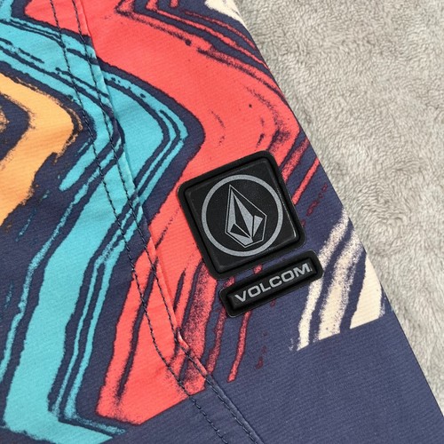 Volcom Board Shorts Mens 34 Waist Blue Geometric Faded Wash Mod Tech Quick Dry - Picture 2 of 10
