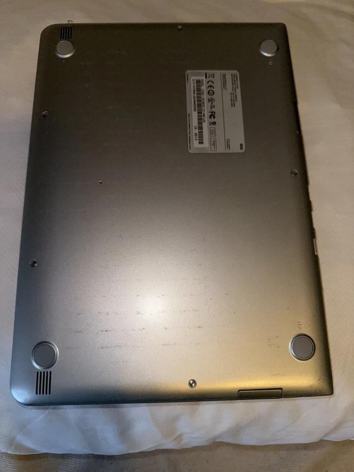 Samsung Chromebook Notebook 11.6” with Red Case Stand (XE303C12 Model). - Image 3 of 4