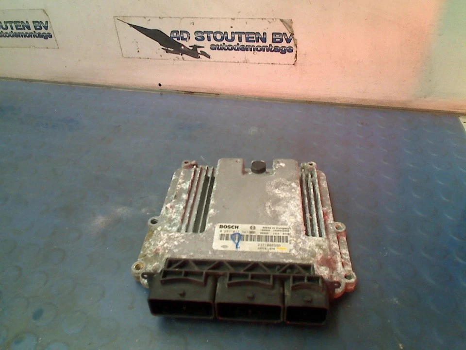 ECU Renault Master III (FV) 2010 237100899R - Immagine 3 di 4