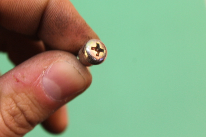 NOS KAWASAKI Z1 H1 H2 750 KZ900 KZ1000 KZ1300 Headlight Screw PART