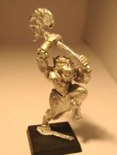 RAL PARTHA Fantasy TRIBAL ORC with AXE CHARGING RPG D&D Pathfinder 02-407A R