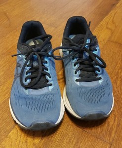 asics gt 1000 womens size 8