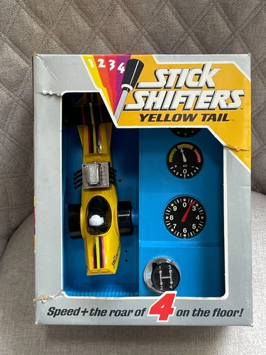 RARE VINTAGE 1972 HASBRO STICK SHIFTERS YELLOW TAIL DRAG CAR IN BOX TESTED WORKS