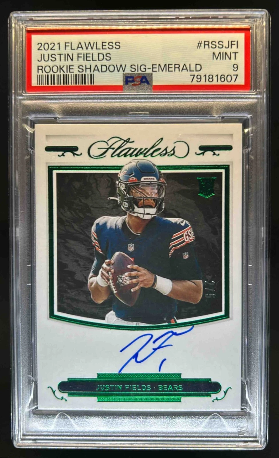 Justin Fields Panini Flawless Rookie Shadow Signatures #RSSJFI Emerald