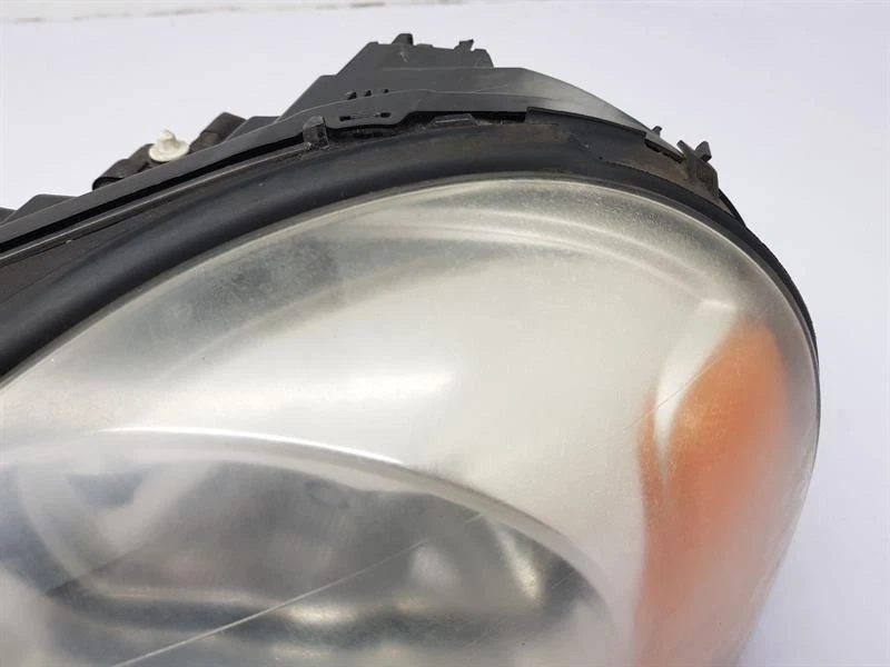 2002-2007 MK1 VOLVO XC90 HEADLIGHT LH PASSENGER SIDE 30655946  - Image 3 of 4