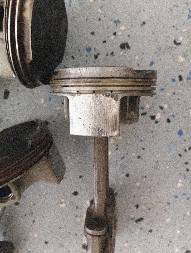 Honda CBR954RR 2003 CBR 954 RR pistones con bielas Foto 4 de 4