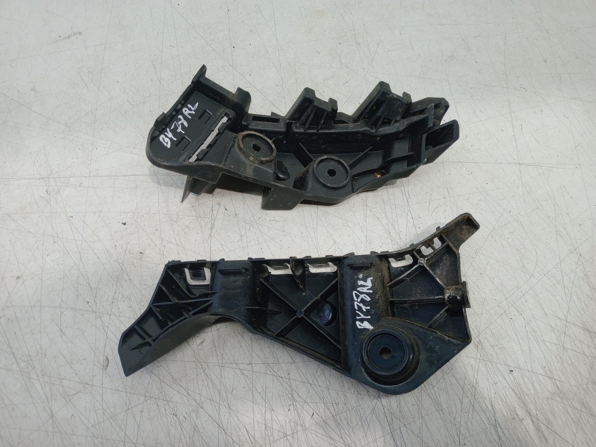 AUDI A1 BUMPER BRACKET REAR LEFT PASSENGER SIDE PAIR MK2 GB 2019  