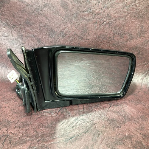 Outer Rear View Mirror RH 87910-22860 Toyota Cressida Wagon MX83 USED