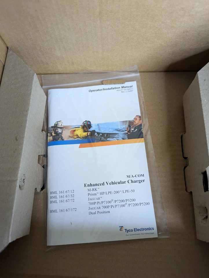 Новый Harris M/A-COM Jaguar двойной улучшенный автомобиль радио зарядное устройство BML161 67 RAG - Изображение 3 из 4