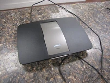 LINKSYS EA6500v2 AC1750 4-Port Gigabit Wireless AC Router -Working Great- Clean!
