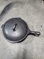 Vintage Vollrath Ware #8 Cast Iron Skillet