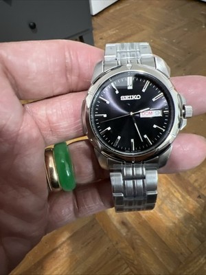 Seiko authentic Essentials Collection Black Dial Men's Watch SUR355P1 