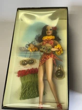Hula Honey Barbie Doll Pin-Up Girls Collection Gold Label 2006 Mattel J0951
