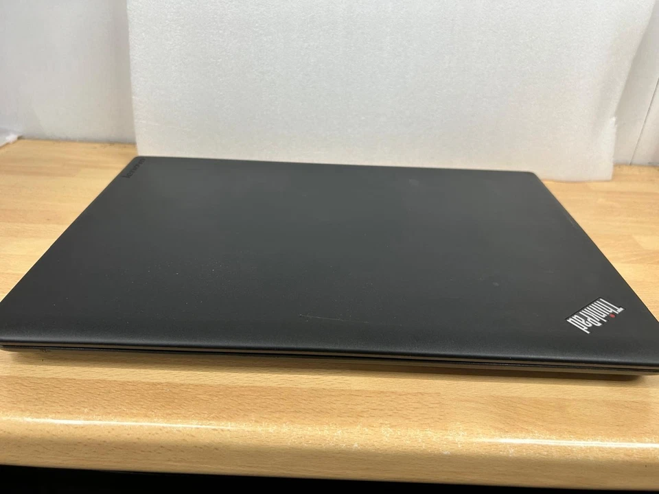 Lenovo ThinkPad E560 · i5-6200U · 16GB · 240GB, photo 3 of 5
