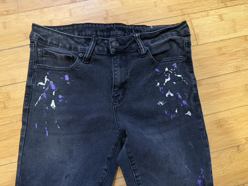 Pantalones de mezclilla Rue21 para hombre 32x30 negro púrpura salpicaduras ajustados Supreme Flex desgastados Foto 4 de 4