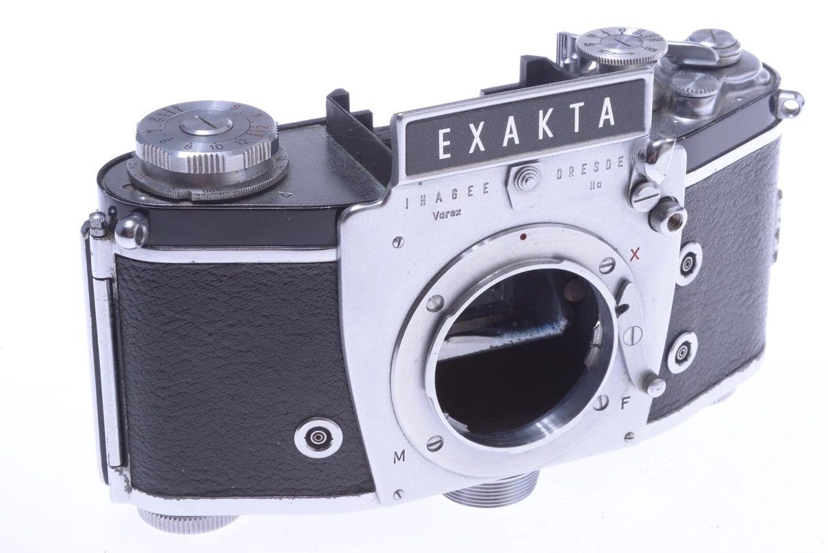 Lot 133 - Early Black Ihagee Type 1 Exakta A 127