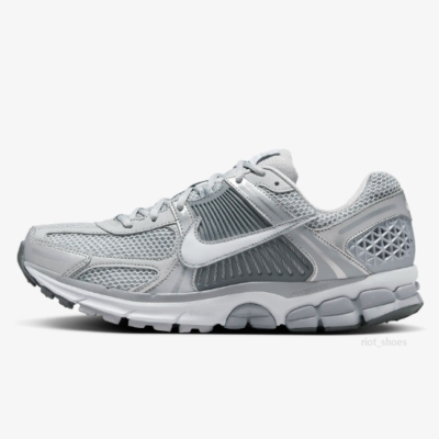 Nike Zoom Vomero 5 'Wolf Grey/Metallic Silver' (FJ4151-003