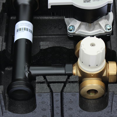 Pumpengruppe Mit Festwert-Thermostat 20-43°C Für Fußbodenheizung - DN25/6