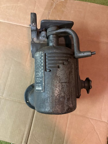 Older Style Bridgeport Milling Machine Power feed