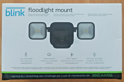 1x Blink Outdoor 1x Floodlight 1x Syncmodul - Full HD Überwachungskamera B094YVT