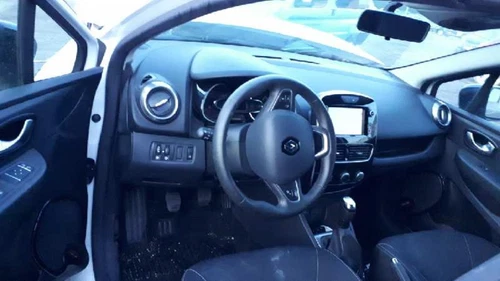 Mando Elevalunas Delantero Derecho para RENAULT CLIO IV Dynamique 2017 5465720 - Imagen 6 de 9