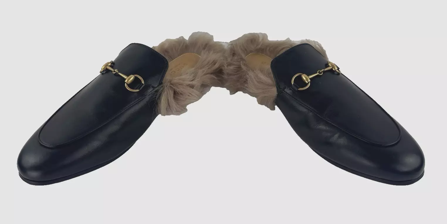 Gucci Auth 10 US 40 EU cuir noir fourrure Princetown mules chaussures slides plates