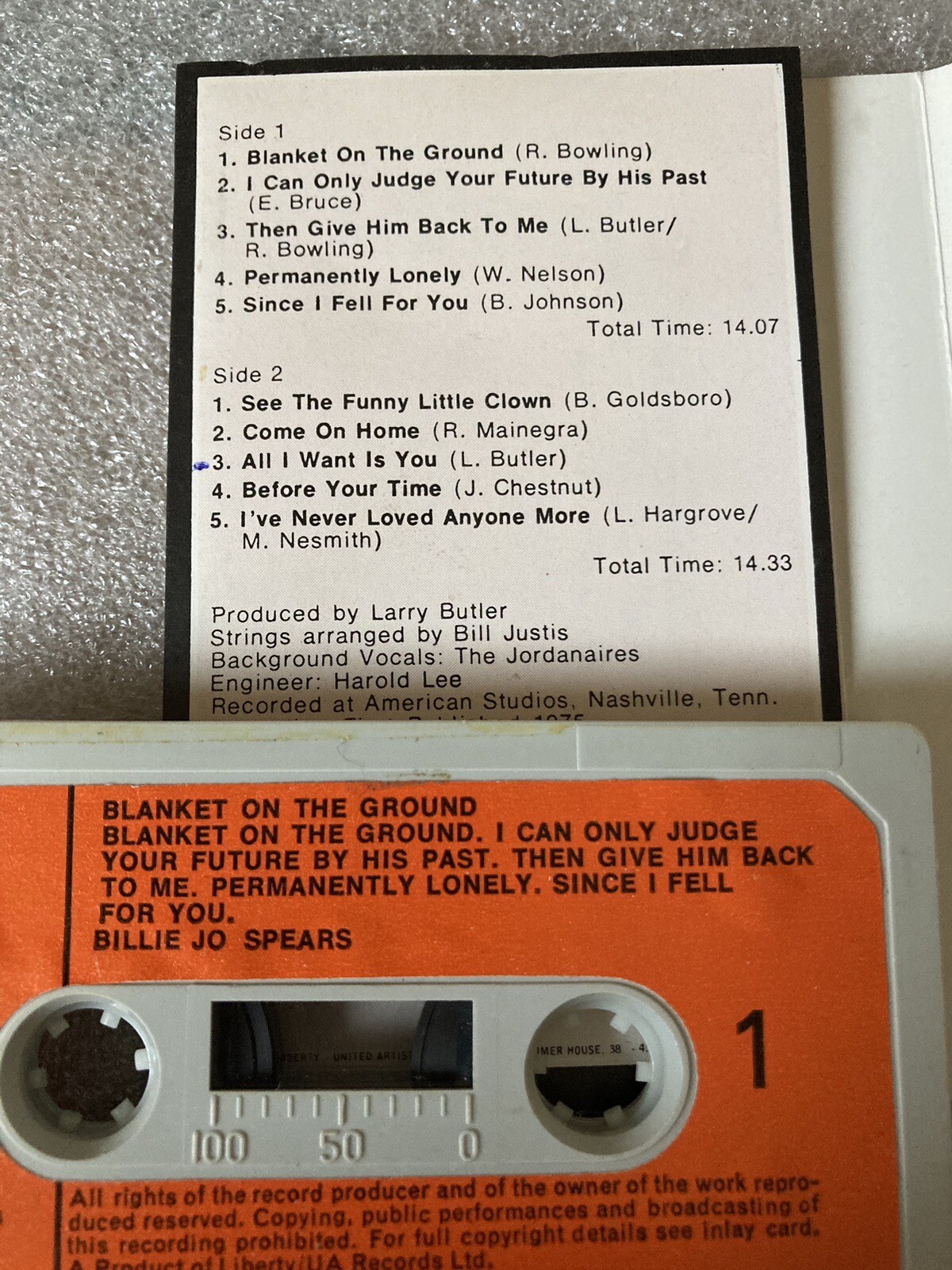 Billie Joe Spears. Blanket On The Ground. 10 Track “paper label” 1975