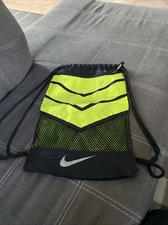 NIKE Nylon String Bag Drawstring w/ Zipper Backpack Gym Bag Neon Yellow & Black