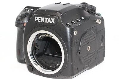 D*.様 PENTAX 645 PENTAX Pentax 645 645D 40.0MP Digital SLR Camera - Black