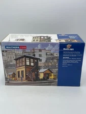 Walthers Cornerstone Trackside Structure 0/0-27 Train Scale Speeder Shed Speeder