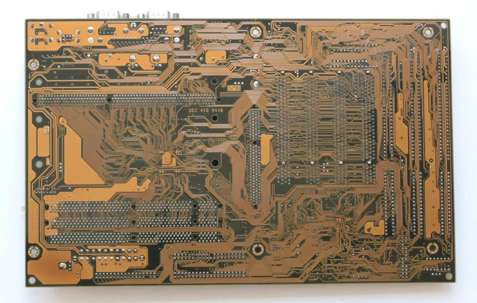 Slot 1 motherboard - Chaintech CT-6LTM - Intel i440LX - AGP PCI ISA - TESTED - Image 2 of 2