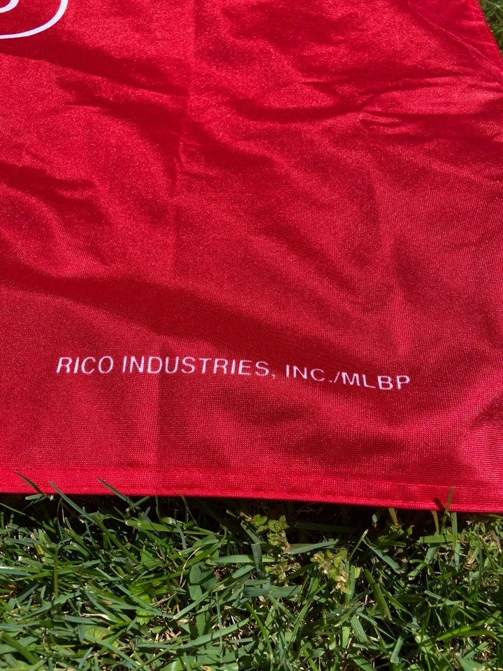 VINTAGE PHILADELPHIA PHILLIES 3'X5' RETRO LOGO HOUSE FLAG RICO INDUSTRIES BANNER - Image 4 of 4