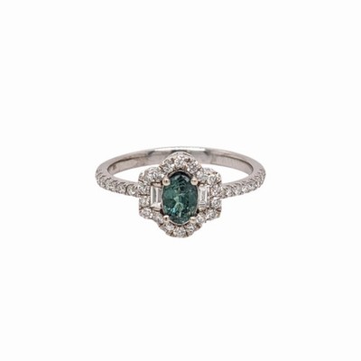 Unique Natural Color Changing Alexandrite Ring w Earth Mined Diamonds in Solid