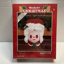 WonderArt Christmas Mrs. Claus Craft Kit K136 Aunt Lydia's USA - NEW Sealed