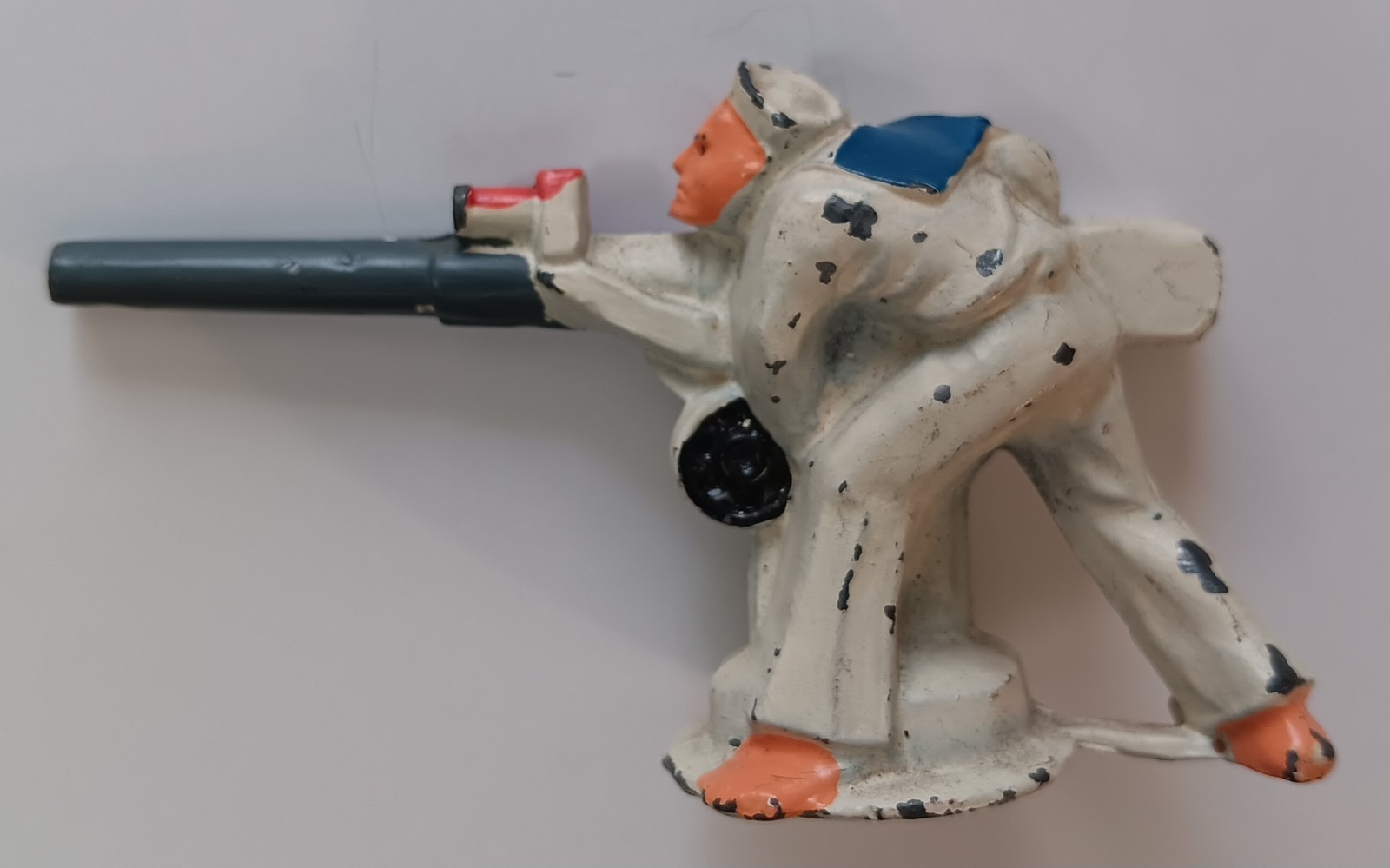 MANOIL Lead Dimestore Toy Soldier #M76/48 NAVAL GUNNER Barclay