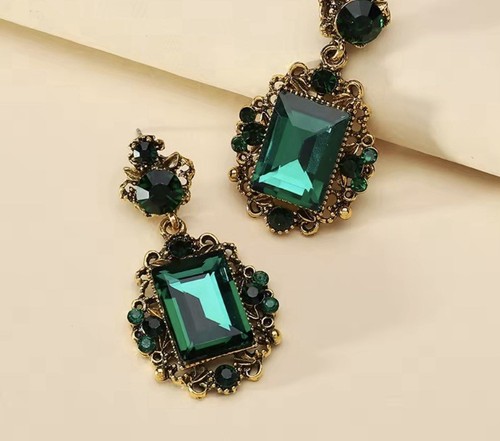 Chico’s Museum Filigree Earrings Gripoix Flower CZ VTG Gold Geometric Court CZ - Picture 3 of 8