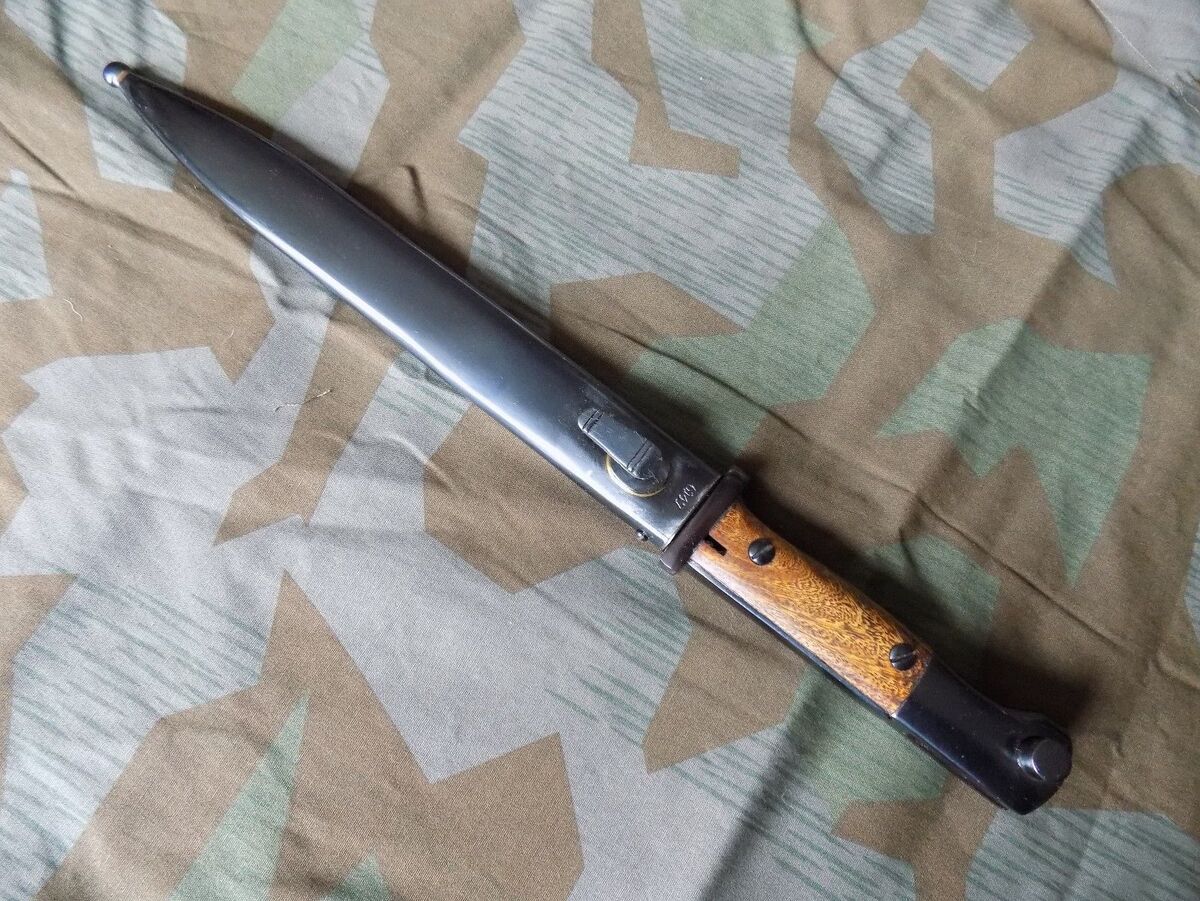 High Quality WW2 German Army K98,K-98 Bayonet w/ Wooden High Quality WW2 German Army K98,K-98 Bayonet w/ Wooden