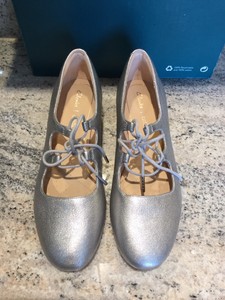 clarks silver lace up shoes