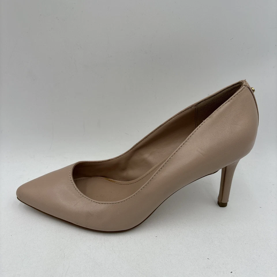 Женские кожаные туфли-лодочки BCBGENERATION Marci без застежек с острым носком размер 6,5 - Изображение 3 из 4