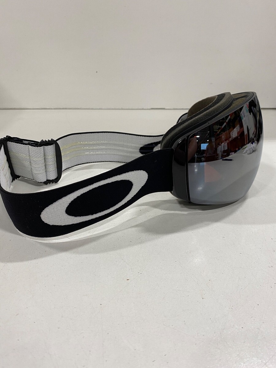 Oakley Flight Deck XM Unisex Adults Snow Goggle - Matte Oakley Flight Deck XM Unisex Adults Snow Goggle - Matte