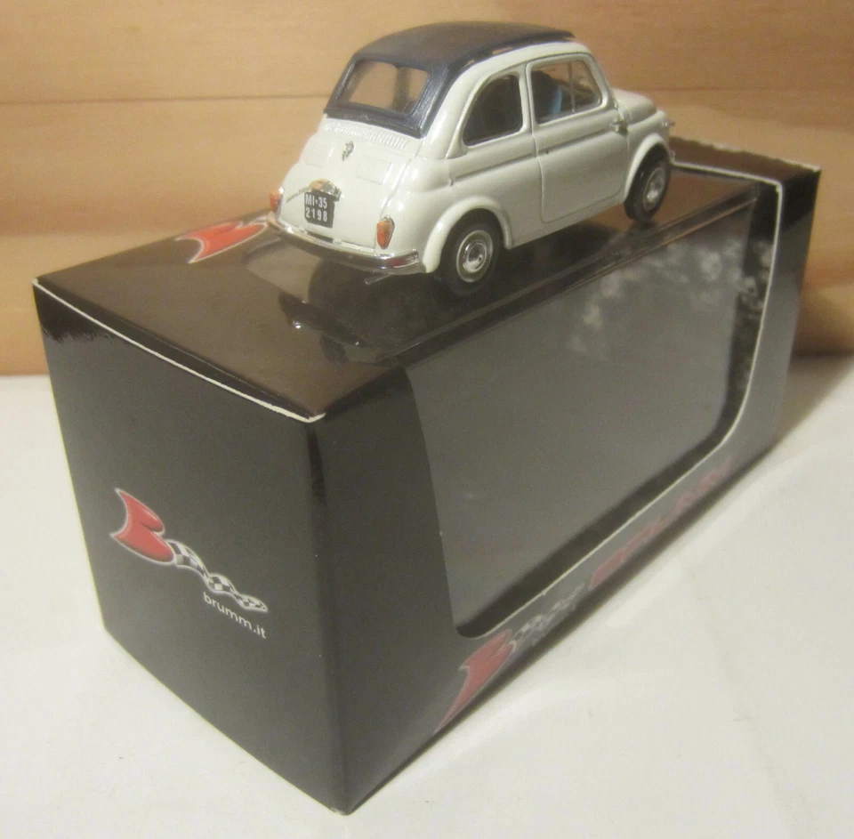 1531. BRUMM R343-01 Fiat Nuova 500 Normale Grigio chiaro/Grey chiusa/close 1957  - Immagine 4 di 4