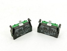 New Lot of 2 Allen Bradley 800E-3X10 Contact Block 690V 10A Ser.A - No Box