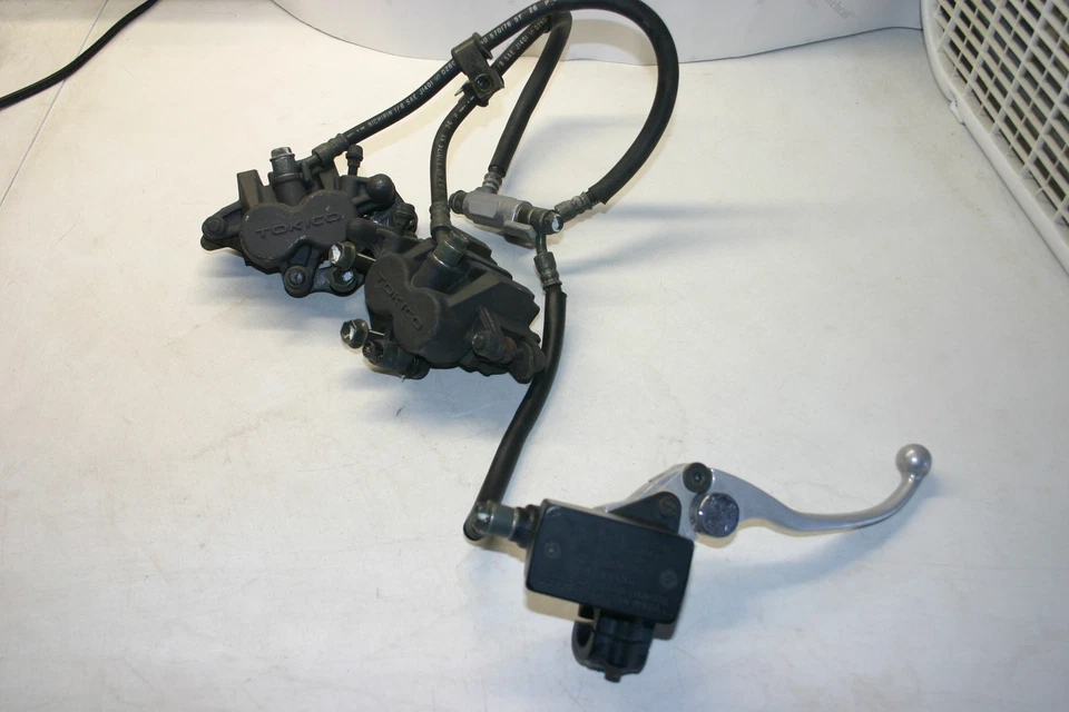 1998 - 2006 Suzuki Katana GSX 600F Front Brake calipers w master cylinder/lever - Image 2 of 2