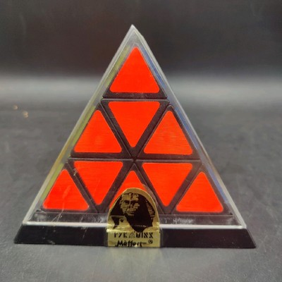 Pyraminx Puzzle Pyramide Rubik Style Worldwilde Hong Kong Rare