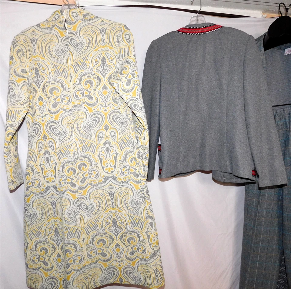 Vintage LOT Womens Workwear 1960s 70s Sheath Dress Skirt Suits MOD Wool Office - Image 3 of 4