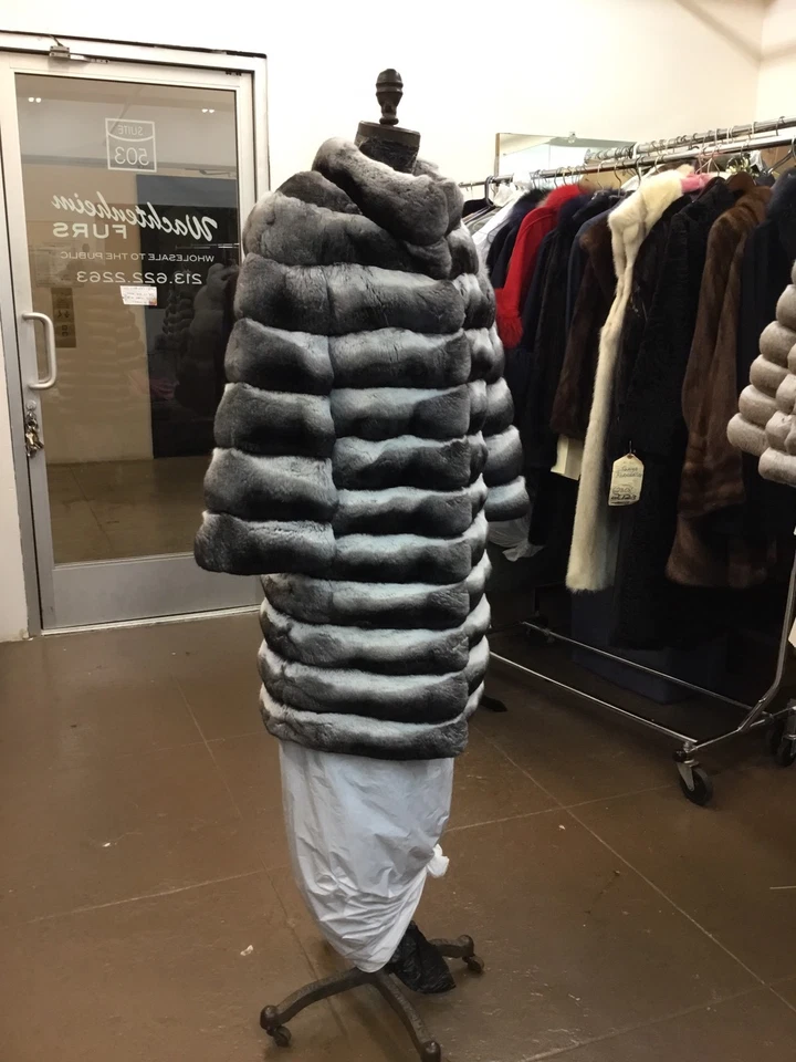 НАТУРАЛЬНЫЙ ИМПЕРАТРИЦЫ ШИНШИЛЛА ВЫСШЕГО КАЧЕСТВА 7/8 ПАЛЬТО SAKS CASIANI ДИЗАЙНЕР СОВЕРШЕННО НОВЫЙ - Изображение 3 из 4