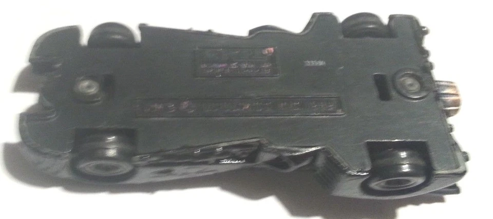 ERTL - BATMOBILE - BATMAN -DC COMICS - 1989 DAL FILM - MADE IN ITALY - 1 / 72 ? - Immagine 2 di 4